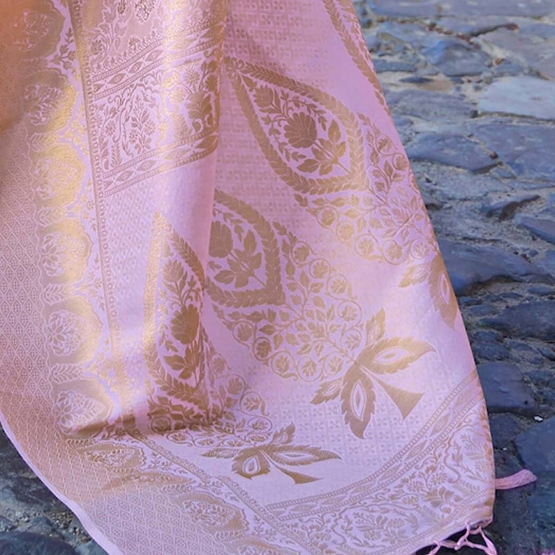 Lavender & Gold-Toned Woven Design Silk Blend Banarasi Saree